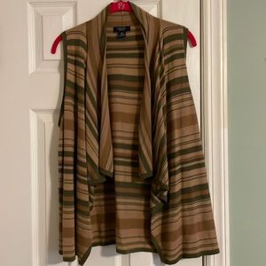 Lightweight sweater vest